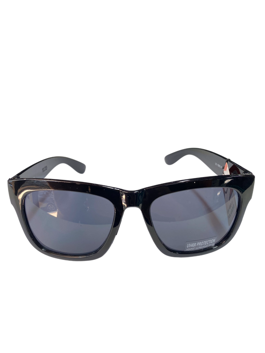 Eyewear and feature polarized lenses for UV protection (1pcs)