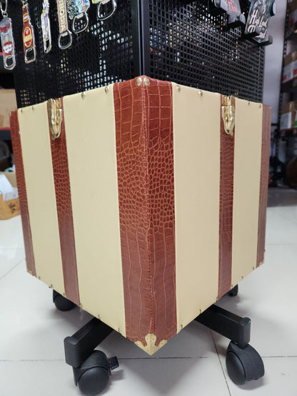 Luxury Floor Spinner (Leo)